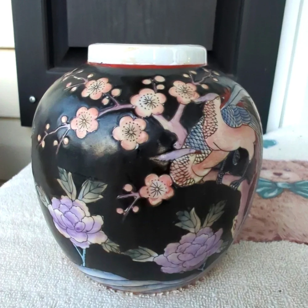 Vintage Gorgeous Black Floral/Bird (Pottery)Embossed-Look Vase